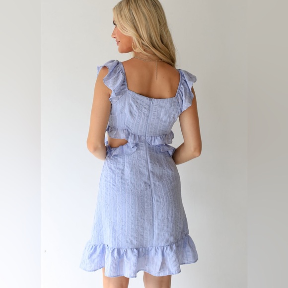 Cut Out Ruffle Dress - Picture 2 of 5